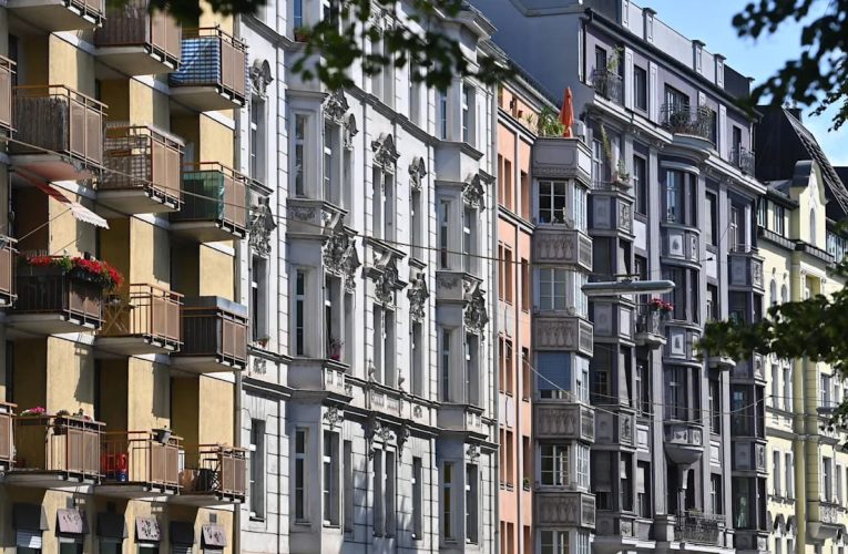 Chiriile cresc de patru ori mai repede decât salariile. Șoc pe piața locuințelor din Germania