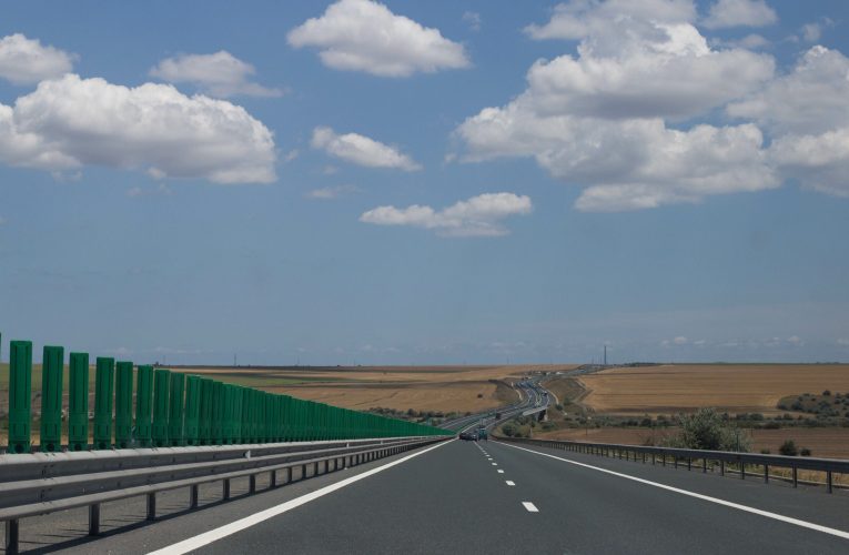 Cod roșu de caniculă: Restricții pe șoselele din 18 județe