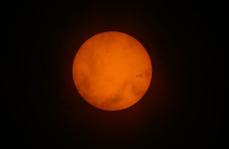 Cum vor cercetătorii să apere Pământul de furtunile solare: planul implică pulverizarea unor substanțe în spațiu