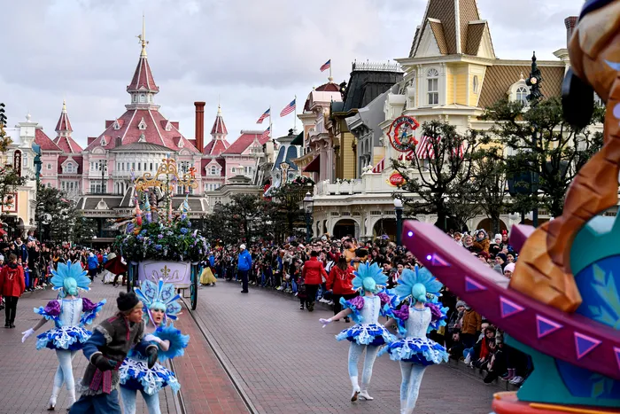 Disneyland Paris, încă pe minus după 34 de ani. Disney nu și-a recuperat investiția de 6,8 miliarde de dolari