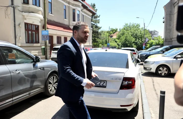 DNA continuă și astăzi audierile în cazul Ciucu, în timp ce Ciucu acuză „Sistemul” în Congresul PNL. Cine ajunge la DNA. Percheziții DNA la Primăria Sectorului 6