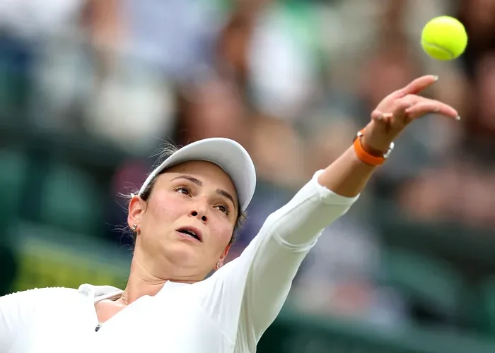 Emma Răducanu și Donna Vekic vor disputa finala turneului WTA 500 de la Queen’s