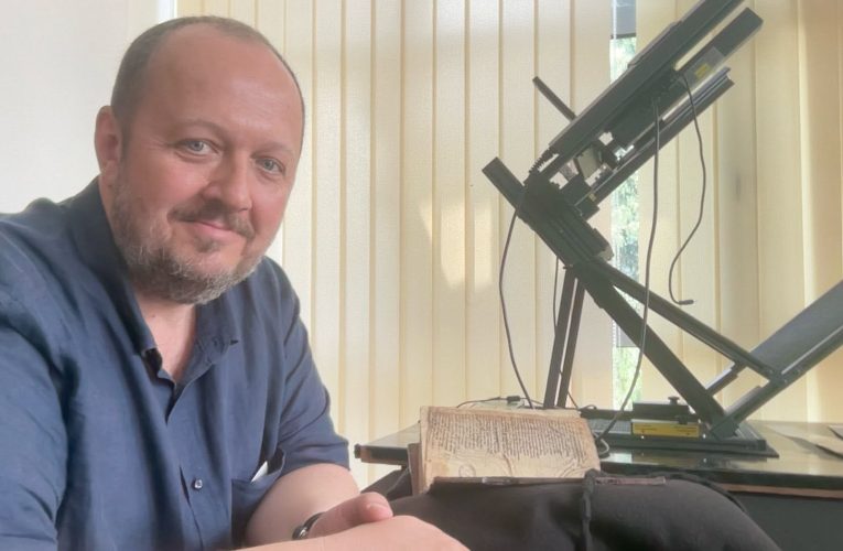 Eugen Tomac și-a mai pierdut un ministru pe drum. Anunțul lui Adrian Papahagi