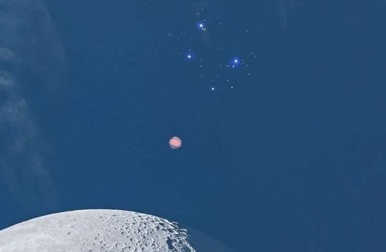 Fenomen astronomic rar, vizibil cu ochiul liber: Marte se întâlnește cu Pleiadele / Evenimentul nu se va mai repeta până în 2034