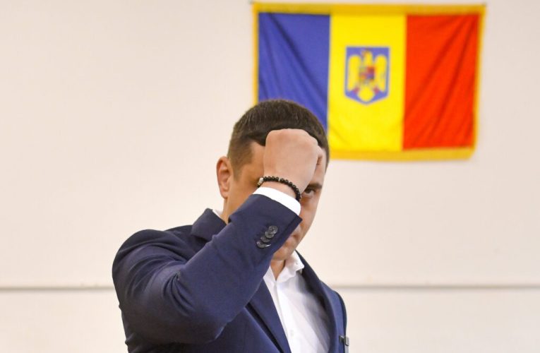 George Simion, după discuțiile cu Adrian Veștea: Un pas spre normalitate, dar nu votăm Guvernul. Așteptăm clarificări din partea lui Nicușor Dan