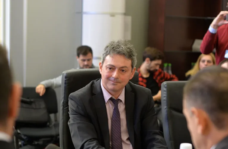 Hidroelectrica are oficial un director general și președinte al Directoratului cu mandat plin. Cine e Iulius Dan Plaveti