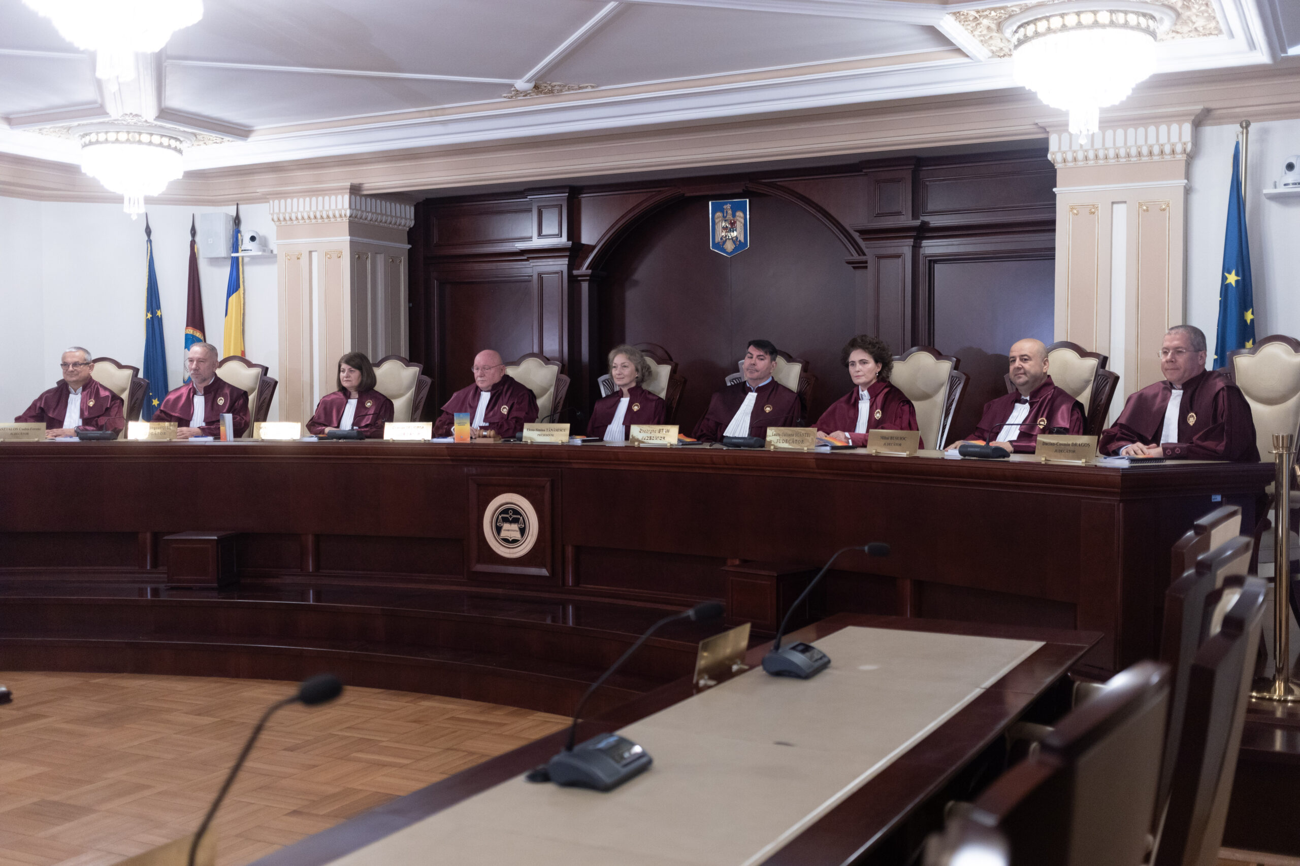 Hotărârile judecătorești trebuie să conțină susținerile pe scurt ale părților. CCR dă dreptate Avocatului Poporului
