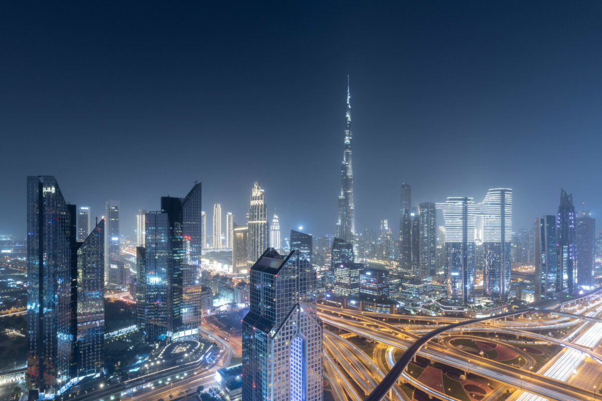 Incendiu major în unul dintre turnurile din Dubai