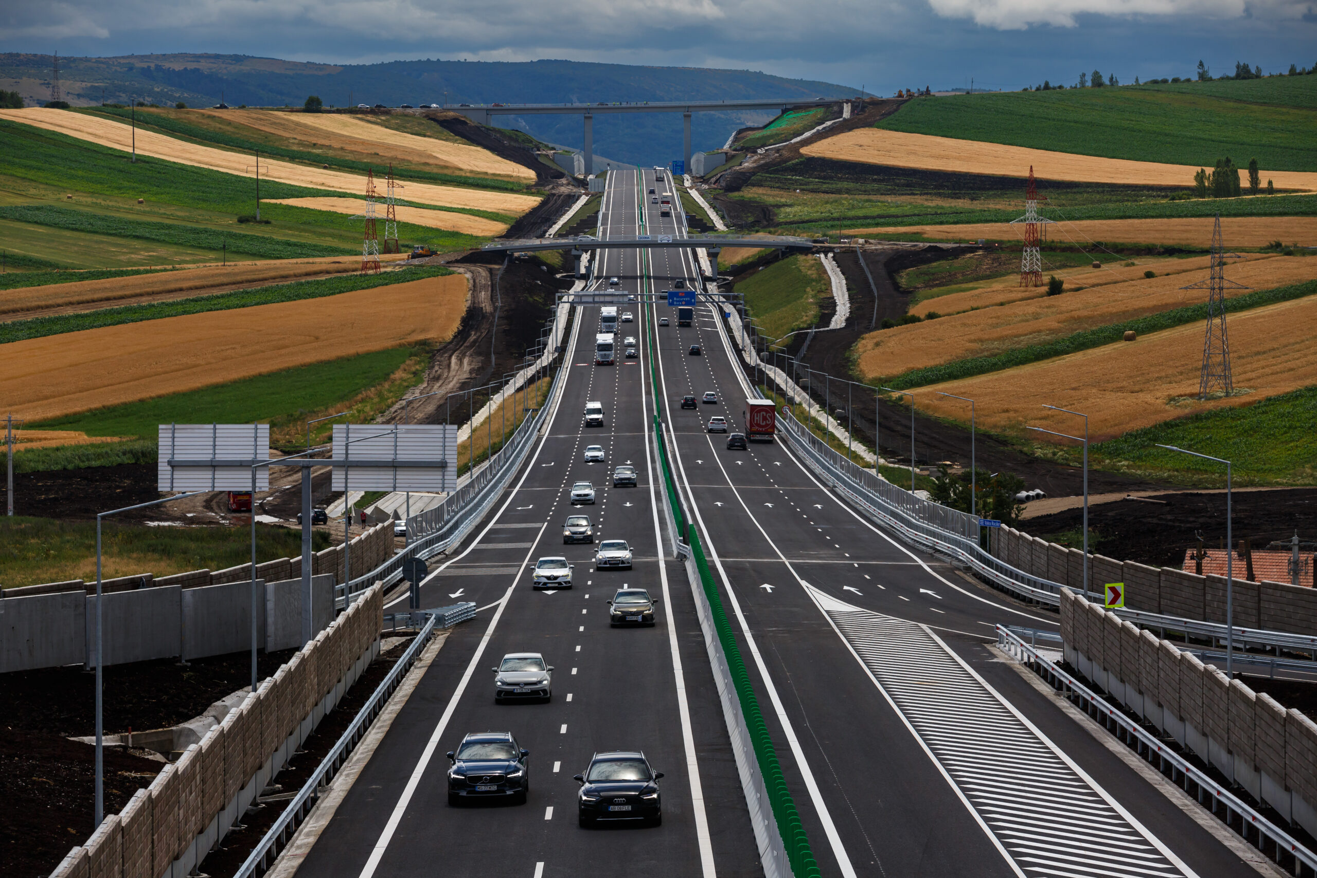 Mai multă siguranță pe drumurile expres din România! Vor fi introduse benzi de urgență