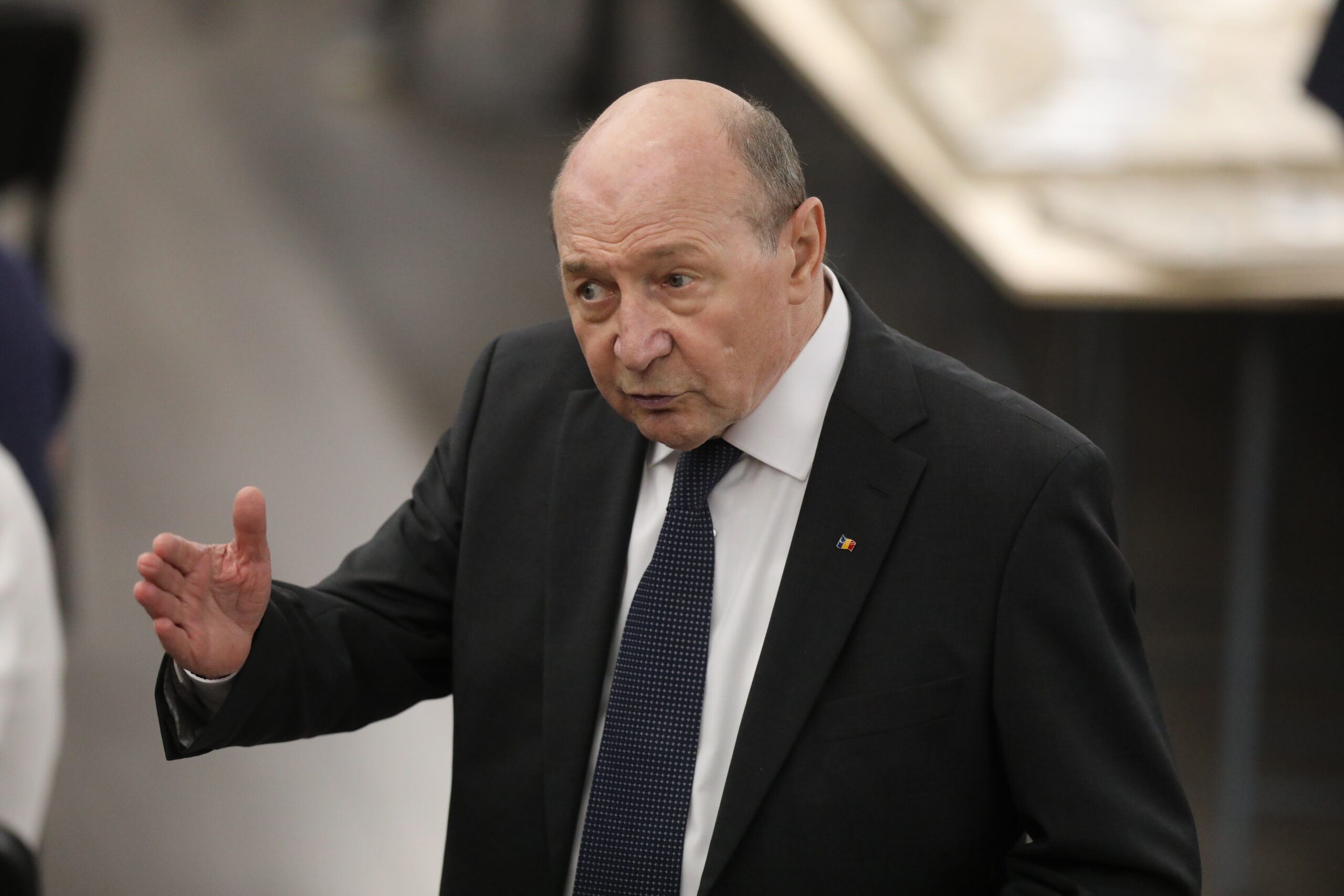 „Mai vedem la toamnă!”. Traian Băsescu acuză lipsa unui consens pentru formarea unui guvern legitim