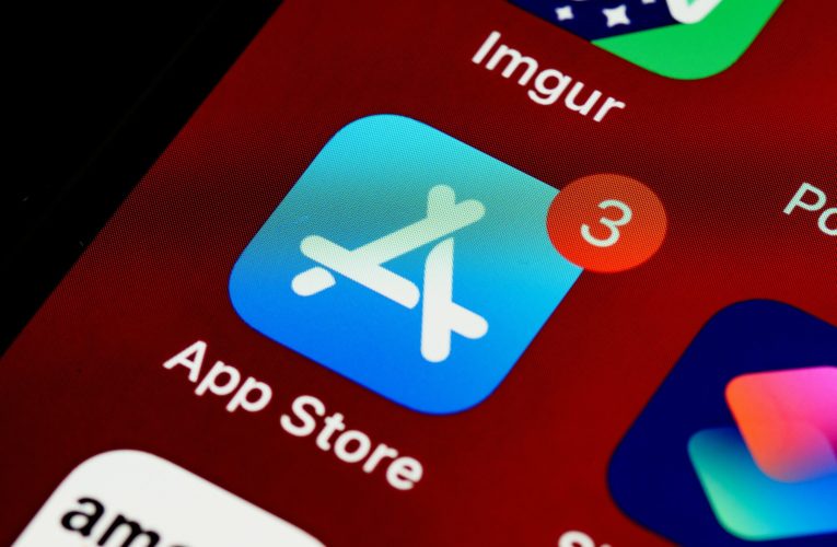 Marea Britanie vrea reguli noi pentru Apple și Google. Dezvoltatorii ar putea ocoli comisioanele din App Store și Play Store