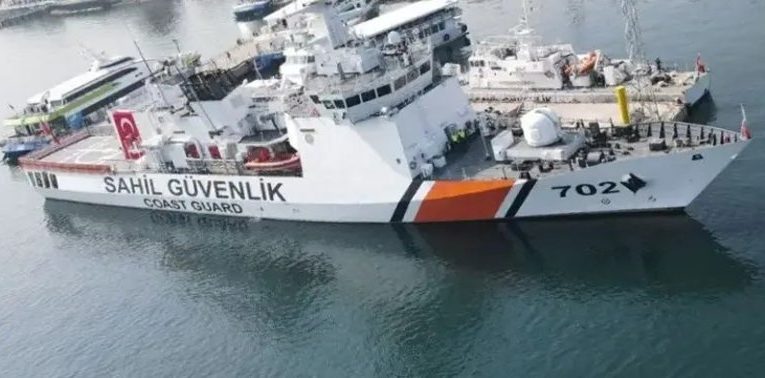 Marea Neagră: Pescador turcesc scufundat după un atac în apropiere de Sevastopol