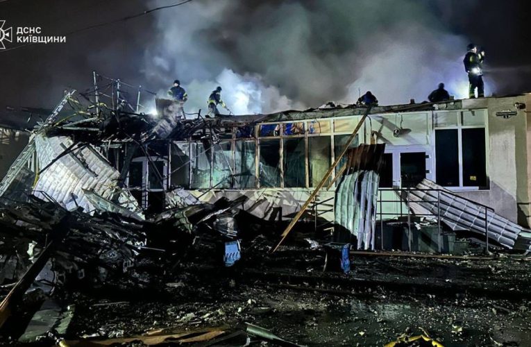 O locuitoare din Kiev descrie atmosfera atacului rusesc de azi-noapte: „Un fel de apocalipsă”