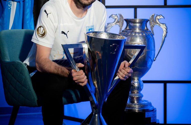 OFICIAL | Un fundaș lateral pleacă de la Universitatea Craiova. Clubul i-a transmis un mesaj de mulțumire: Vei rămâne mereu un campion în inimile noastre