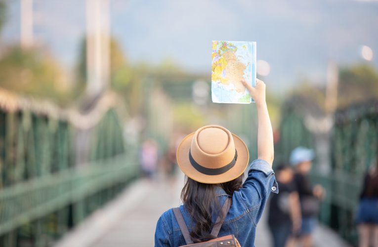 Orașele nu mai luptă pentru turiști. Noua competiție se dă pentru experiențe