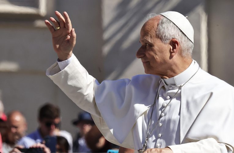 Papa Leon îndeamnă Spania să înceteze să alimenteze diviziunile între cetățeni, la prima vizită papală din ultimii 15 ani