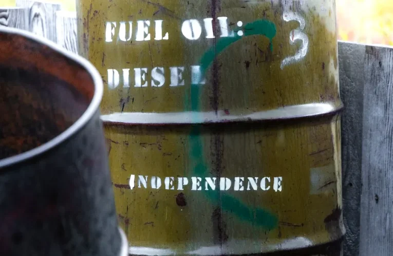 Primele efecte ale acordului SUA-Iran: petrolul se ieftinește pe piețele internaționale