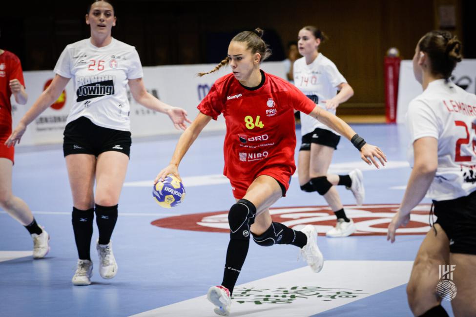 România învinge Brazilia la Campionatul Mondial U20 de handbal feminin și avansează în faza următoare