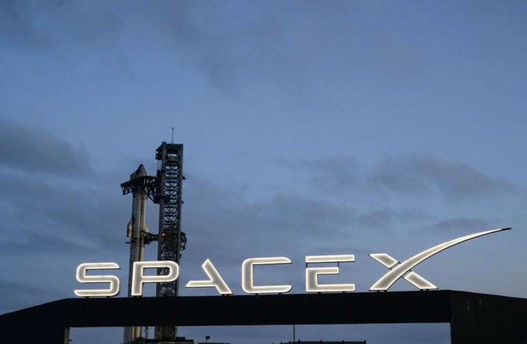 SpaceX se listează după regulile lui Elon Musk: miliardarul a stabilit singur prețul acțiunilor