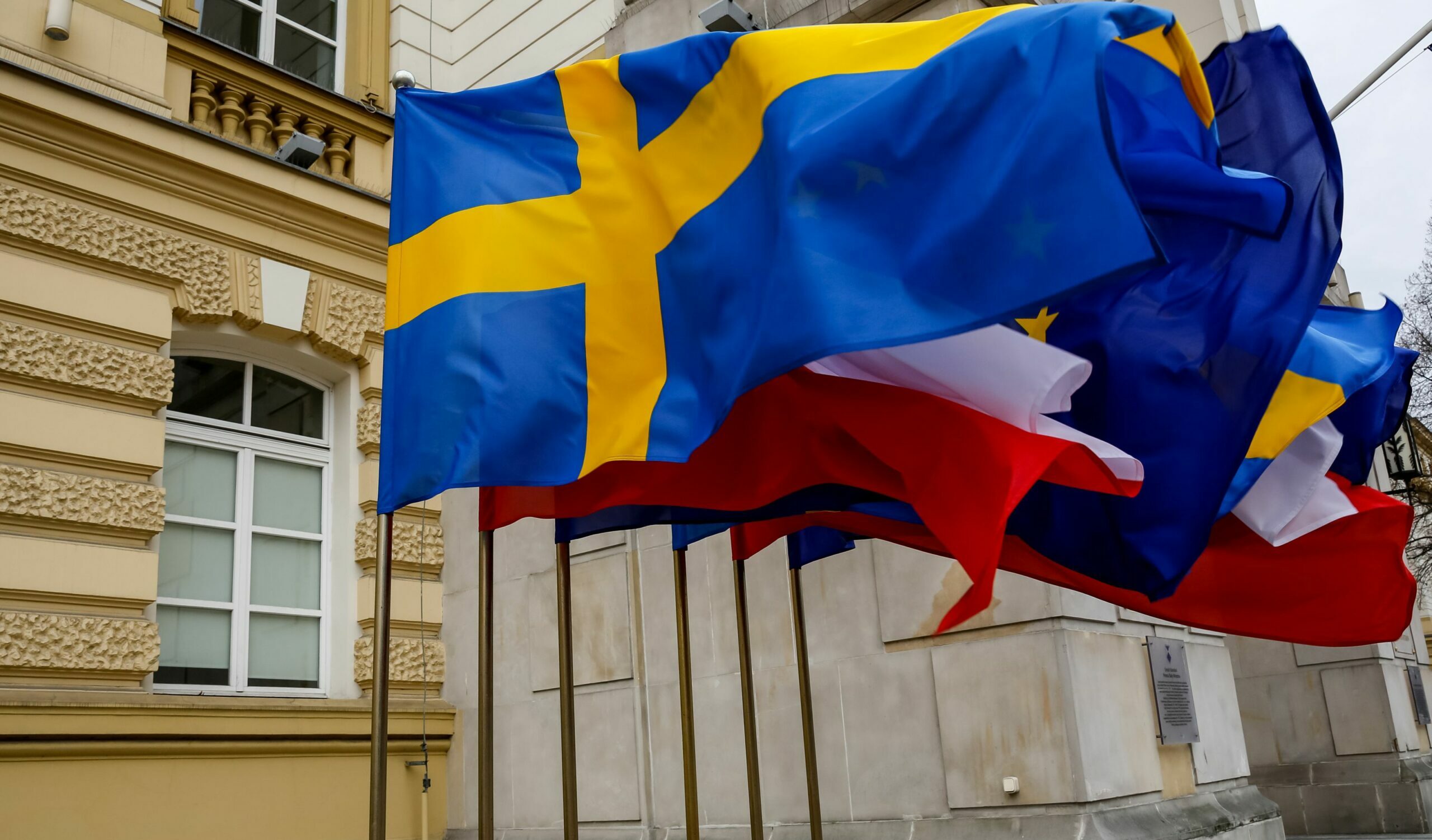 Suedia alocă 108 milioane de dolari pentru cumpărarea armelor americane destinate Ucrainei