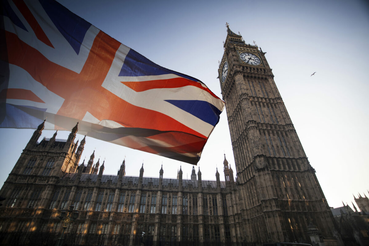The Economist: Cum și-a făcut Marea Britanie rău singură după ce a redus drastic imigrația 