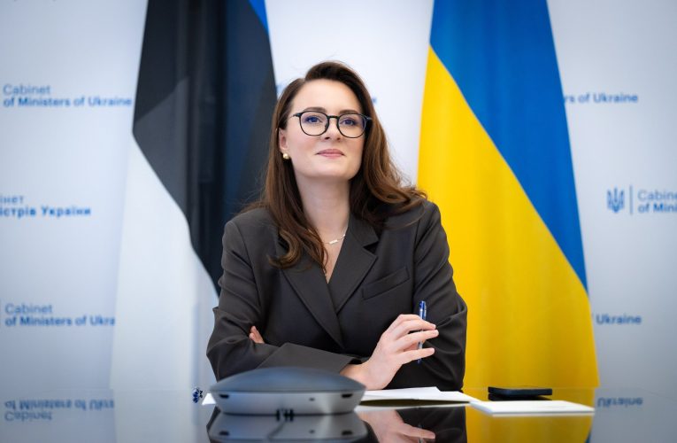 Ucraina aprobă un buget record pentru apărare și securitate