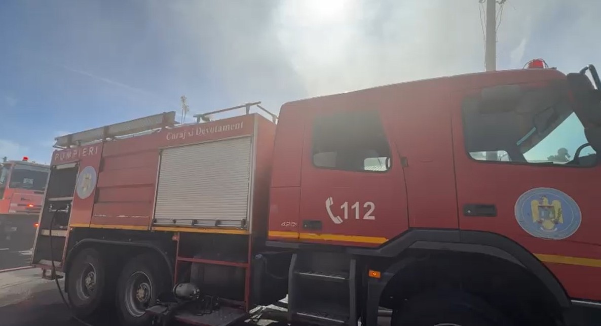 Un bărbat a murit în locuința care a luat foc