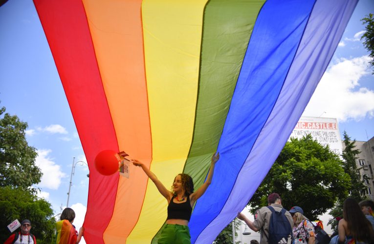 Un marș Pride din Franța a fost amânat din cauza caniculei