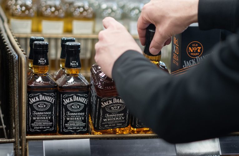Un român a fost amendat cu 1,8 milioane de euro în Belgia pentru fraudă cu accize la alcool