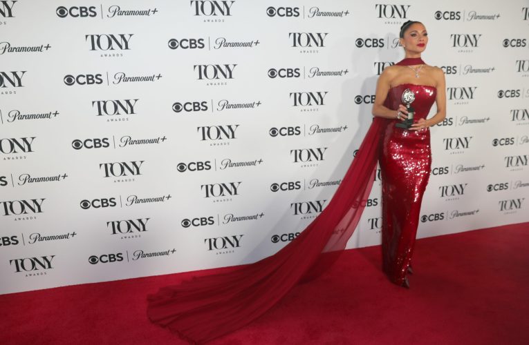 Una dintre cele mai extravagante ediții ale premiilor Tony: musicaluri excentrice și reveniri legendare pe Broadway