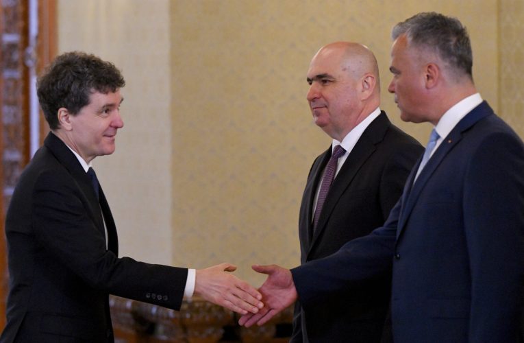 „Vă răspund mâine”. Nicușor Dan a revenit cu explicația pentru alegerea lui Veștea: „Am avut niște surprize”