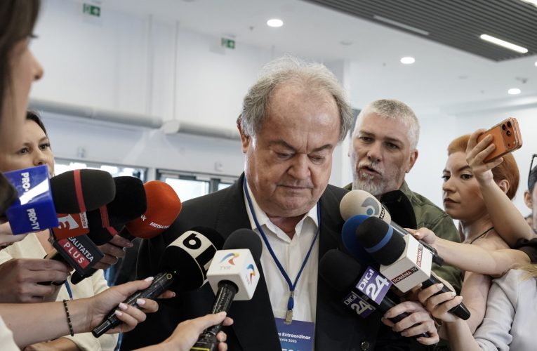 Vasile Blaga, mesaj dur la Congresul PNL: „Partidul este sub asediu. Nu am făcut fuziunea PDL cu PNL ca să fim anexă la PSD”