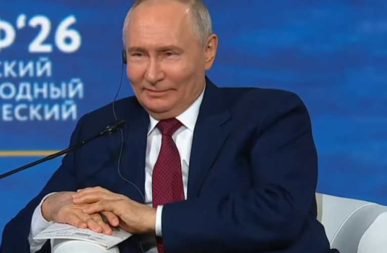 VIDEO Putin a început să râdă, în timp ce Diana Șoșoacă susținea că România „nu are președinte” și ataca Ucraina