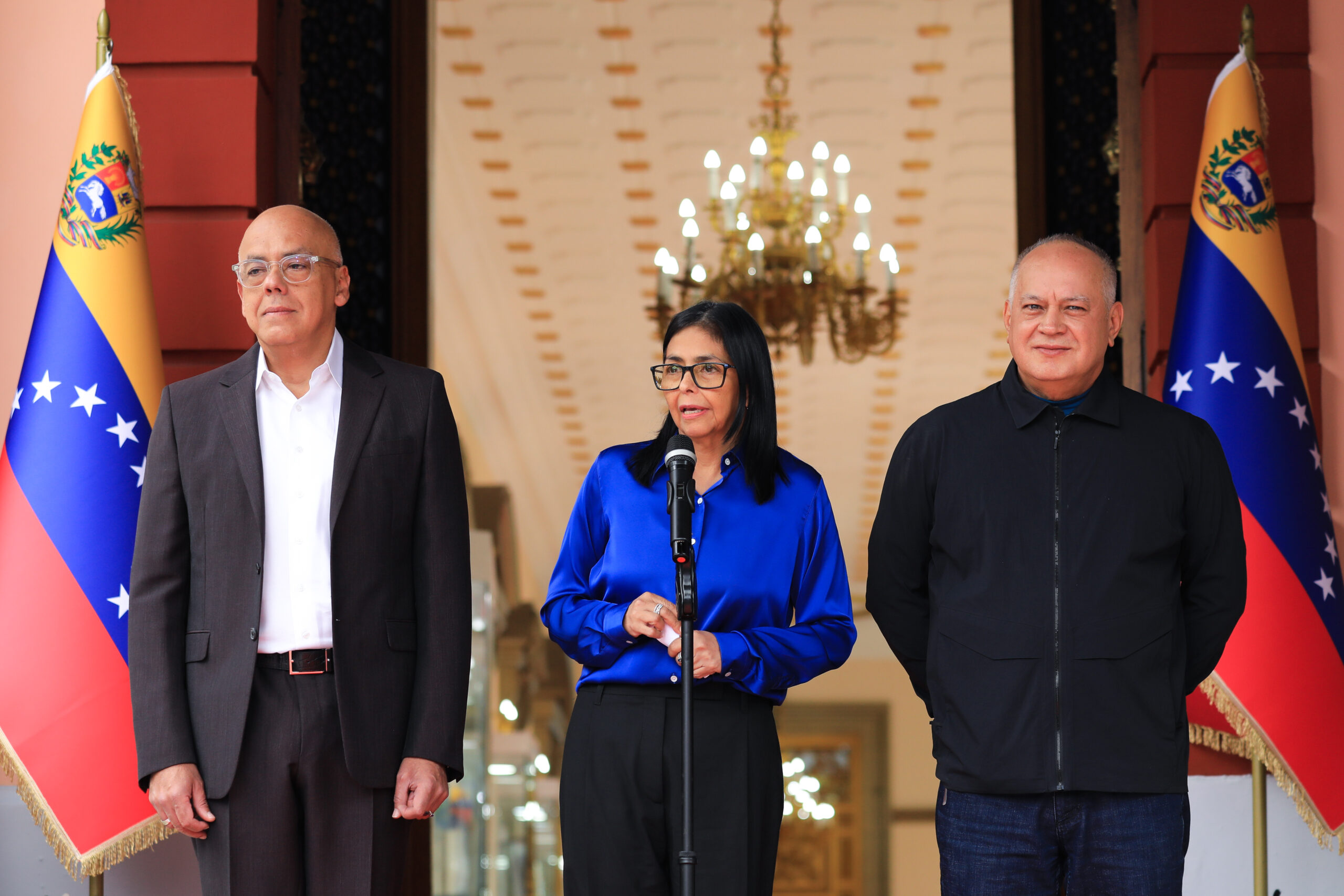 Vizită surpriză: Președinta interimară a Venezuelei, Delcy Rodriguez, se întâlnește cu Recep Tayyip Erdogan