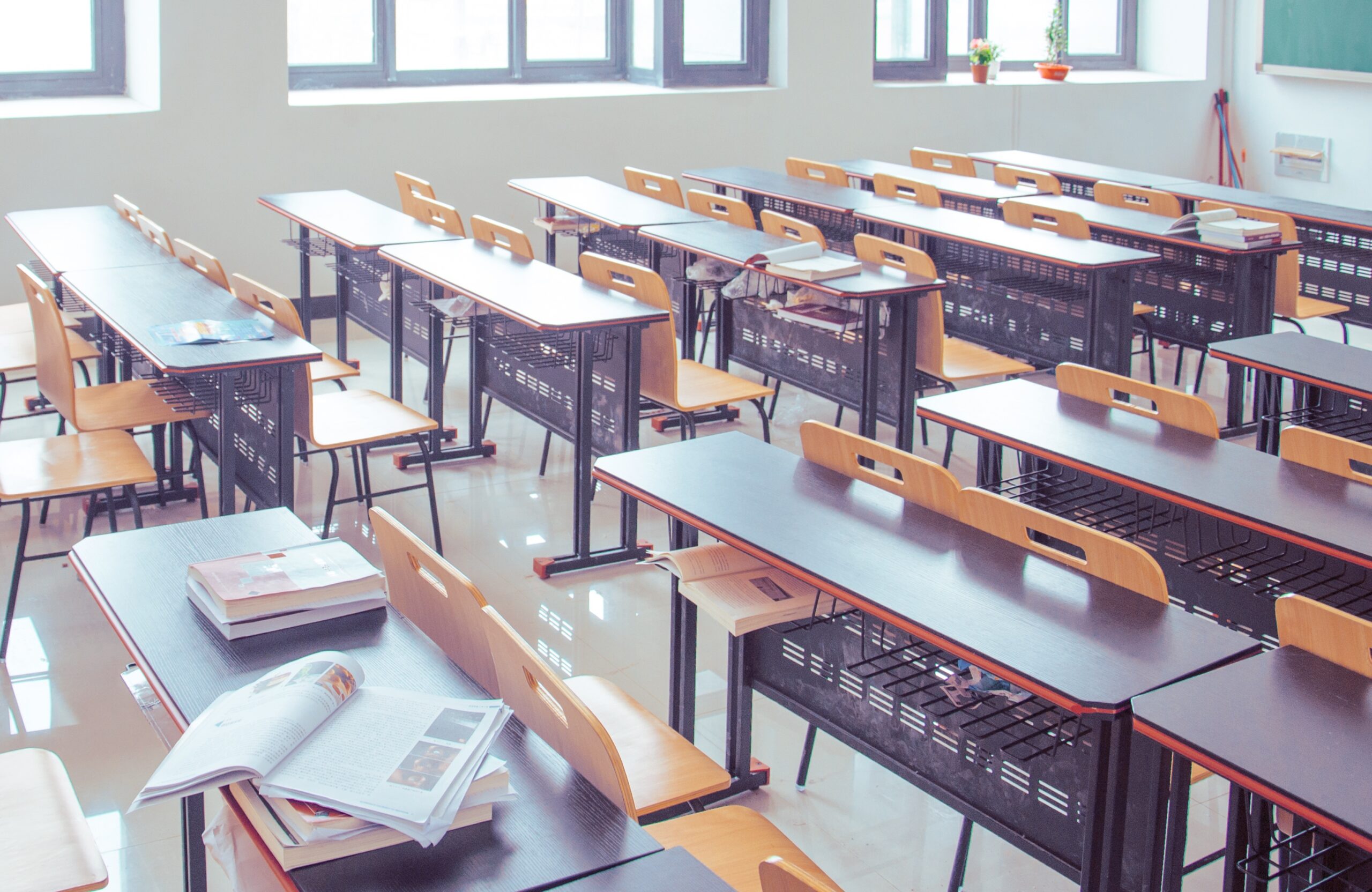 BAC 2026. UPDATE 09:00 A început proba la Matematică și Istorie