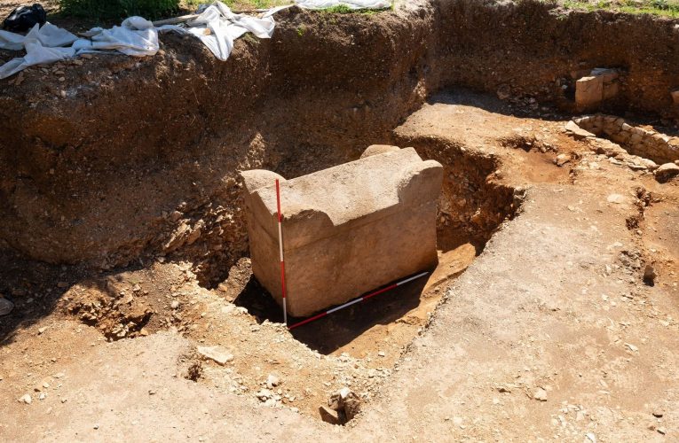 Descoperire spectaculoasă în Croația: un sarcofag roman intact, găsit după 1500 de ani