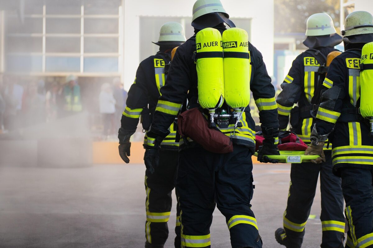 Doi pacienți au murit și 34 au fost răniți într-un incendiu la un spital din Germania