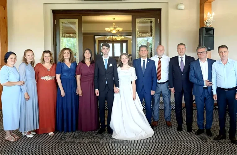 Fiica soților Bodnariu, luată de autoritățile norvegiene, s-a căsătorit în România. Epilog fericit în povestea ce a inspirat filmul „Fjord”