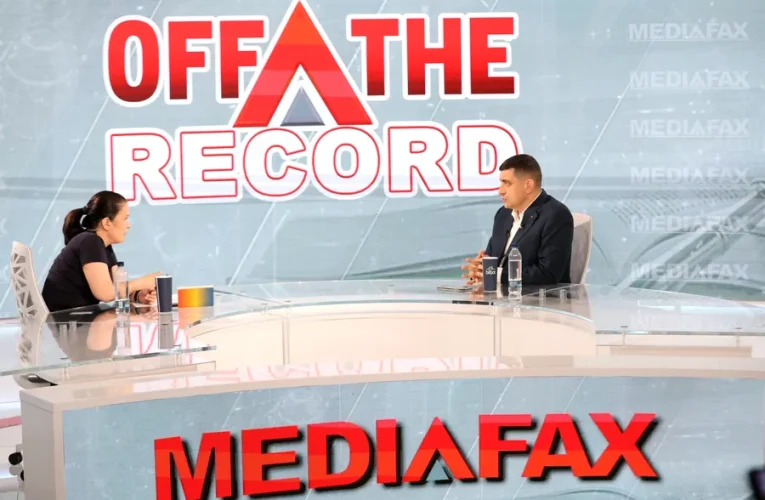 George Simion răspunde Ancăi Alexandrescu și postului Realitatea TV: „Nu doamna Alexandrescu spune asta, ci Sorin Grindeanu spune asta (…) Eu nu execut ordine din partea nimănui, pentru că m-am născut om liber și o să mor un om liber”