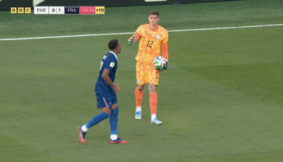 Gestul lui Mbappé față de portarul Paraguayului, după calificarea Franței: „Știm și noi să jucăm murdar”