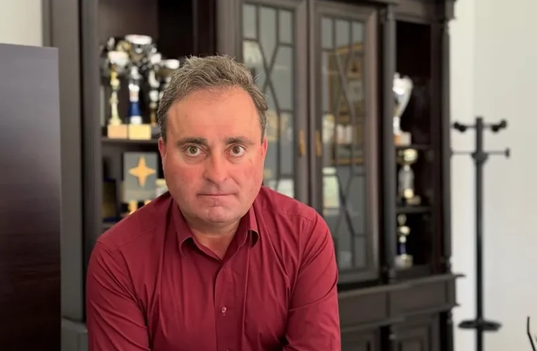 INTERVIU | Cât de dificilă a fost munca pentru modernizarea DN2L Soveja – Lepșa, supranumit Transfăgărășanul Vrancei, un drum montan închis timp de 20 de ani / Cu ce probleme se confruntă sectorul construcțiilor, potrivit lui Dorin Constantin Duduță, directorul general adjunct al companiei Citadina 98