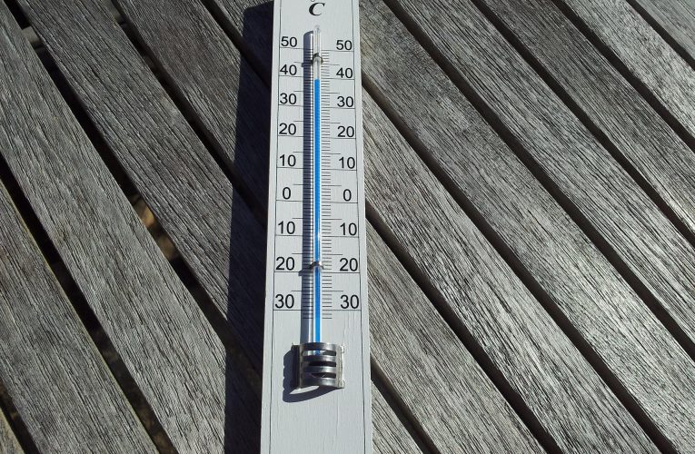 Mulți îl ignoră, dar acest truc de două minute poate face diferența în zilele caniculare