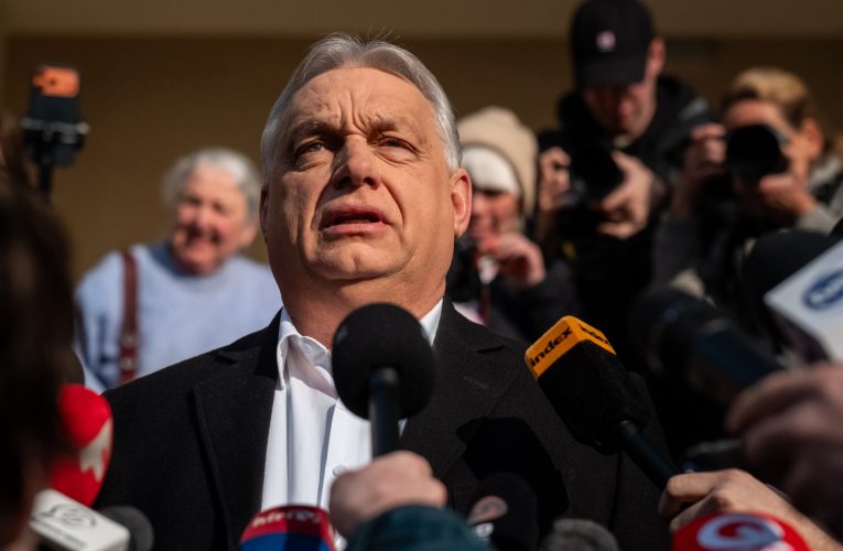Posturile publice de radio și televiziune din Ungaria și-au suspendat emisia în urma reorganizării post-Orban