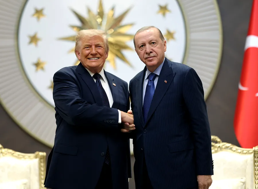 Summitul NATO de la Ankara, ziua 1. Donald Trump critică liderii UE: „Italia, Franța și Germania ne-au dezamăgit” / NATO anunță o creștere importantă a cheltuielilor pentru apărare