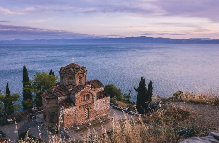 Țara din Europa pe care turiștii încă o ignoră. Este la fel de frumoasă ca Grecia, iar orașele sunt pline de istorie