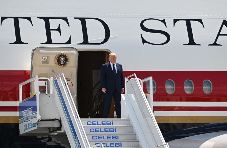Trump nu a folosit noul avion Air Force One pentru a părăsi Turcia