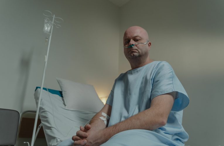 Colesterolul și tensiunea arterială pot fi „ucigași tăcuți”. Comisia Europeană propune programe gratuite de screening