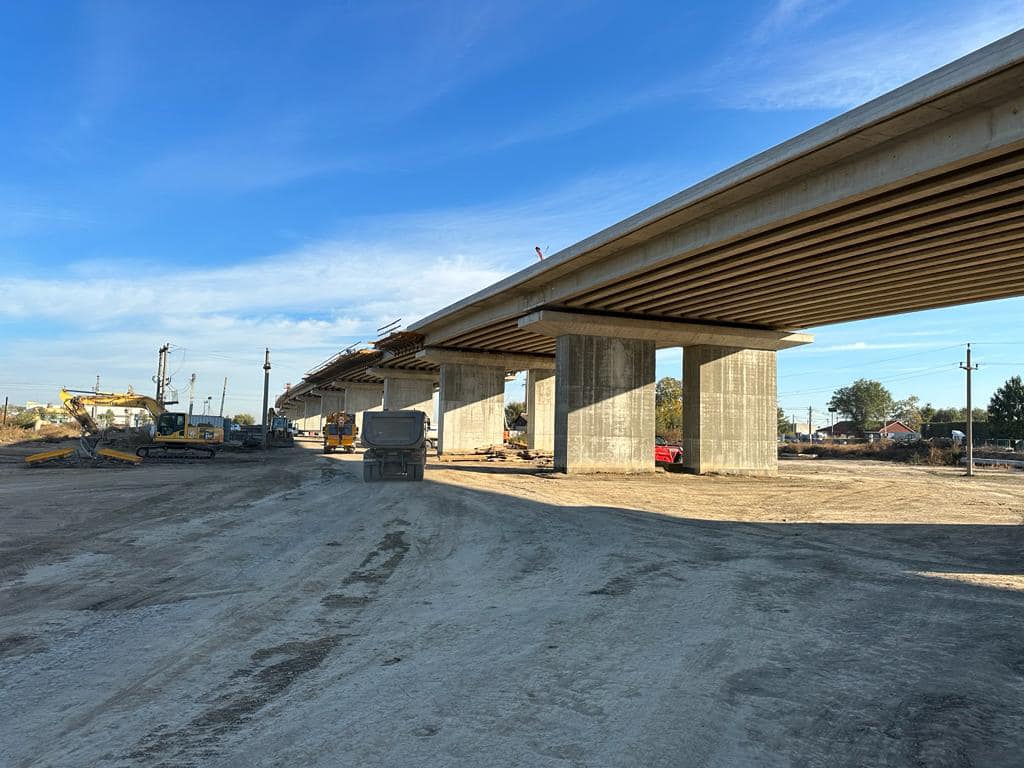 Cum a evoluat piața românească a constructorilor români de infrastructură din 2015 până în 2025 / Arcada Company, campioana profitului atât în 2015, cât și în 2025 / Ce alți jucători se mai află în top