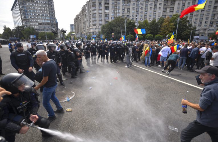Un consilier USR, arestat preventiv după ce a fost acuzat de violențe la protestele fermierilor