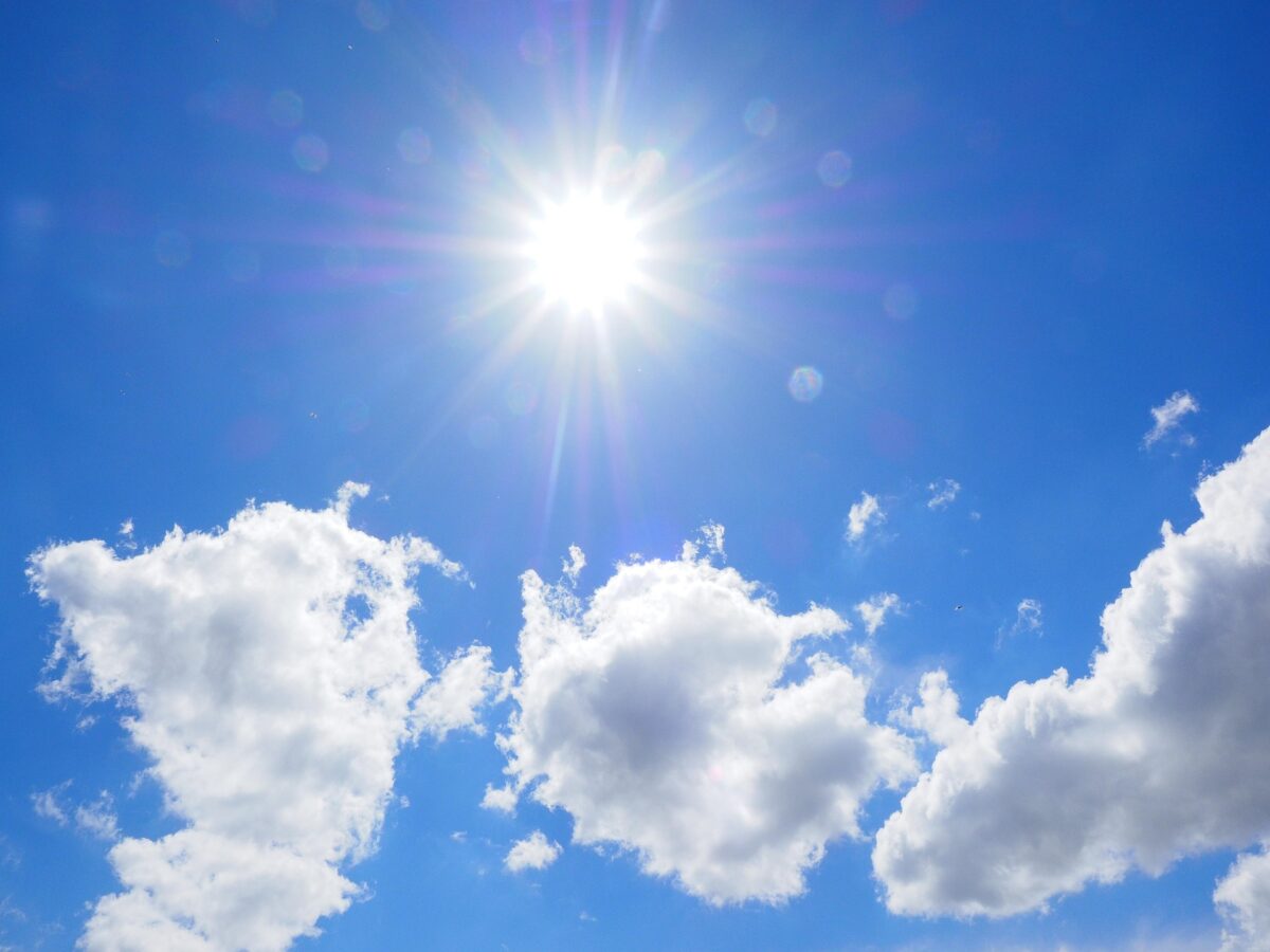 Vreme instabilă în București. Temperaturi de până la 32 de grade și averse în următoarele două zile